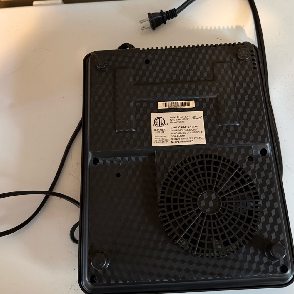 Rosewill Induction Cooktop - Picture 2 of 3